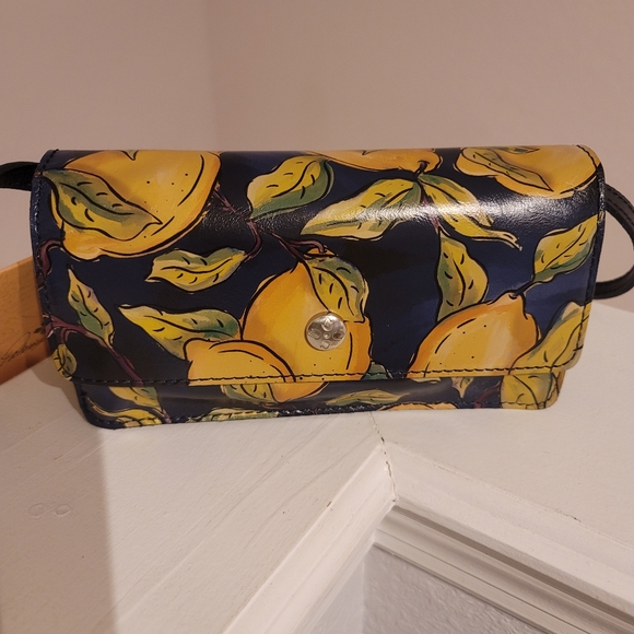 ***SOLD***Patricia Nash Crossbody - Picture 5 of 10